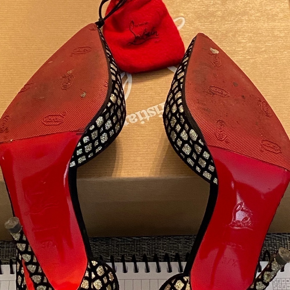 Christian Louboutin Iriza Glitter Velvet Net Pumps - Picture 10 of 10